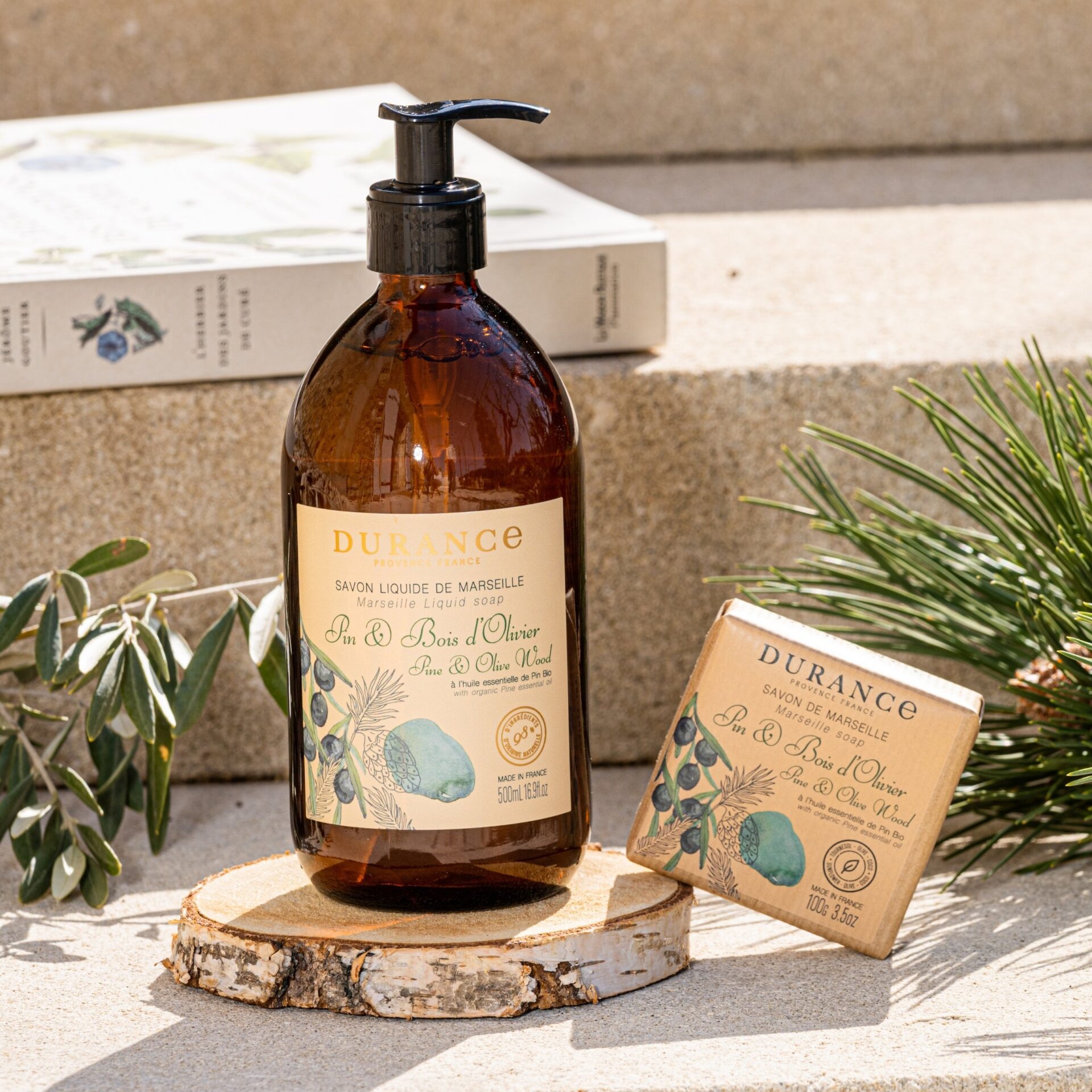 MARSEILLE LIQUID SOAP PINE & OLIVE WOOD 500ML 2