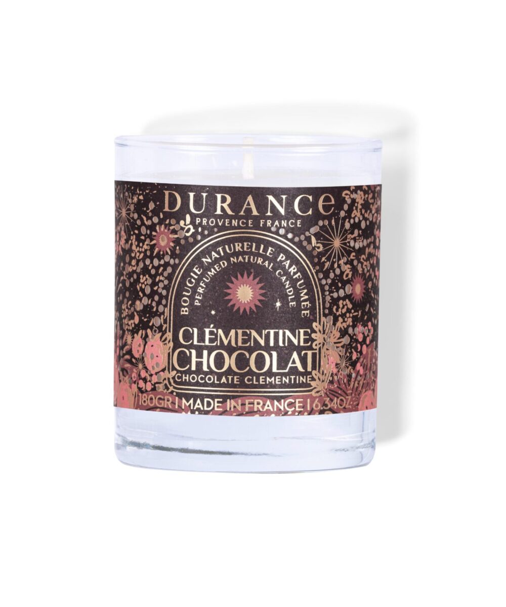 Indulge your senses with the Chocolate Clementine Perfumed Handmade Candle, a 180g delight that combines the rich, creamy aroma of chocolate with the zesty freshness of clementine. Perfect for creating a cozy, uplifting atmosphere, it transforms any space into a comforting retreat. Fragrance Notes Top notes: Clementine, Orange Zest Heart notes: Dark Chocolate, Cocoa, Caramel Base notes: Vanilla, Tonka Bean, Musk With a long-lasting burn, this candle gently fills your home with a sweet, gourmand fragrance, ideal for relaxing evenings, special moments, or festive gatherings. Composition and Precautions Ingredients: Natural wax, Parfum (fragrance) Weight: 180 g Contains: LINALOOL, COUMARIN, CINNAMAL May produce an allergic reaction For external use only Keep away from flammable materials and out of reach of children Please refer to packaging for the latest details Features Fragrance: Chocolate Clementine Collection: Nature-Inspired Candles Weight: 180 g Chocolate Clementine Perfumed Handmade Candle
